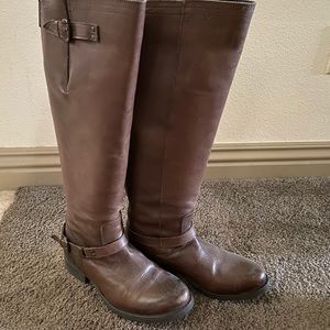 Steve Madden Brown Boots 7.5 like new